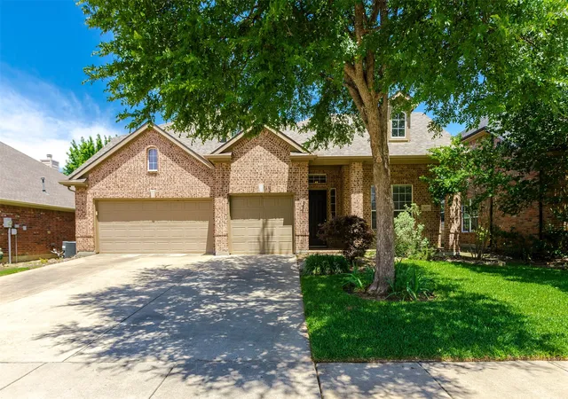 Homes for sale in Little Elm, TX | 2617 Whispering Trl, Little Elm, TX 75068 | MLS# 21257619