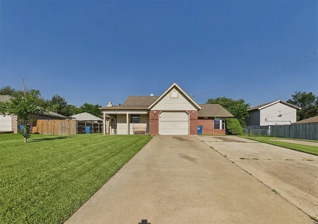 Photo 2 of Sale Pending at 2409 County Road 805b, Cleburne, TX 76031 | MLS# 21268912 | Listing updated on 2026-07-20