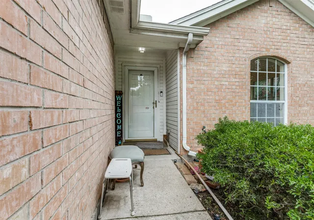 4th image of 7429 Creekfall Dr, Fort Worth, TX 76137 | MLS# 21258705