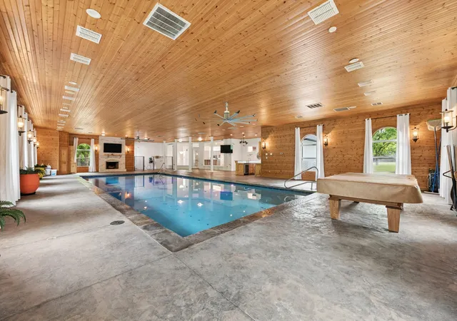 Photo 3 of Single family home for sale at 5501 Equestrian Dr, Granbury, TX 76049 | MLS# 21258417 | Listing updated on 2026-08-18