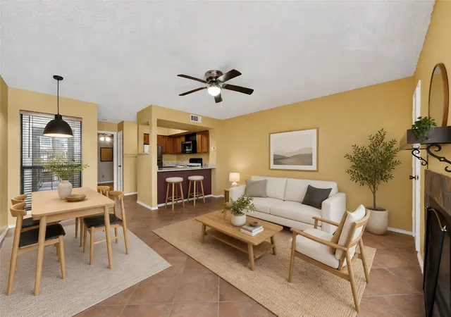 Photo 1 of Sale Pending at 3109 Sondra Dr #107, Fort Worth, TX 76107 | MLS# 21261893 | Listing updated on 2026-10-01