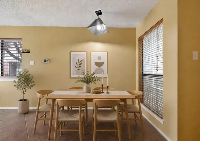 Photo 3 of Sale Pending at 3109 Sondra Dr #107, Fort Worth, TX 76107 | MLS# 21261893 | Listing updated on 2026-10-01