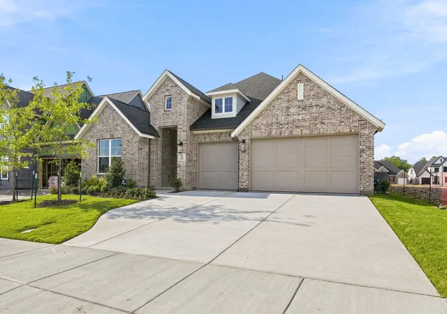 Photo 2 of Sale Pending at 3156 Shaddock Blvd, Rockwall, TX 75032 | MLS# 21270272 | Listing updated on 2026-08-31