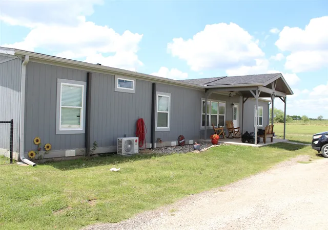 Homes for sale in Perrin, TX | 2077 A Shawver Rd, Perrin, TX 76486 | MLS# 21268500