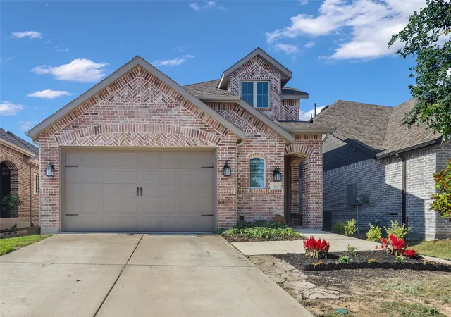 Photo 1 of Single family home for sale at 1821 Eagle Landing, Van Alstyne, TX 75495 | MLS# 21269599 | Listing updated on 2026-08-18