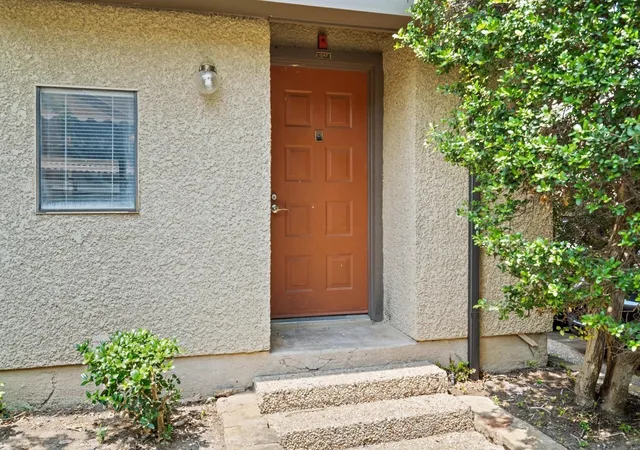 Homes for sale in Irving, TX | 4543 N O Connor Rd #1247, Irving, TX 75062 | MLS# 21260111
