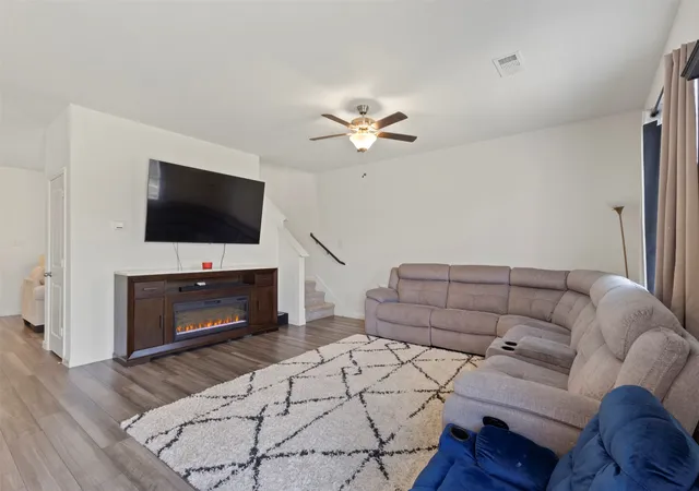 Photo 3 of Single family home for sale at 1508 Ancer Wy, Haslet, TX 76052 | MLS# 21269976 | Listing updated on 2026-10-01
