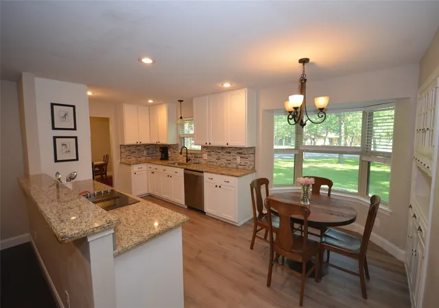 3rd image of 400 Pennsylvania Dr, Denton, TX 76205 | MLS# 21237605