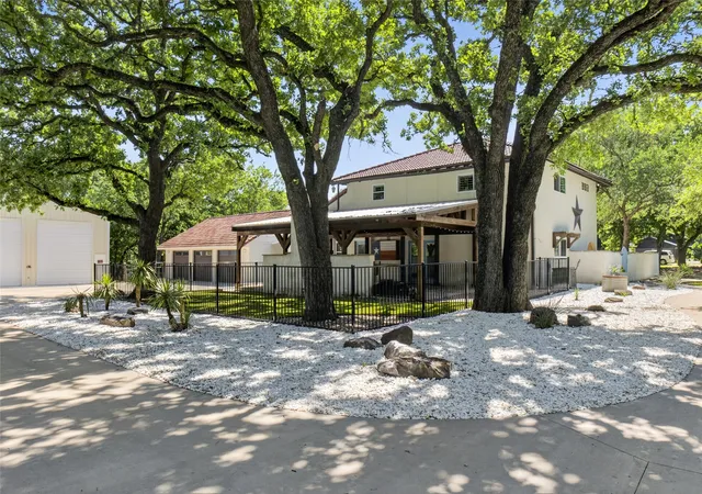 Photo 1 of Single family home for sale at 690 Orchid Hill Ln, Argyle, TX 76226 | MLS# 21265531 | Listing updated on 2026-08-22
