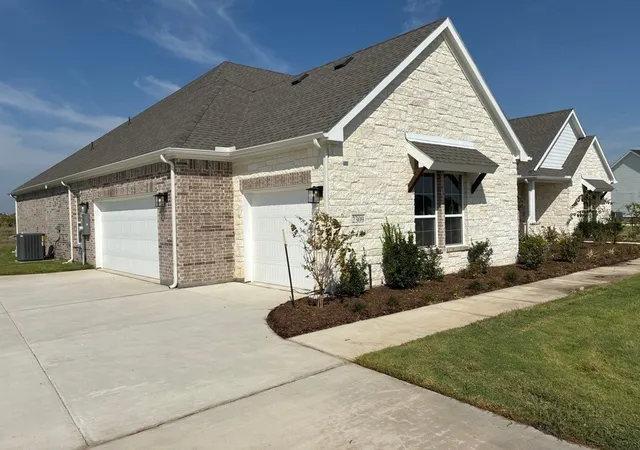 Photo 3 of Single family home for sale at 2309 Quartz St, Krum, TX 76249 | MLS# 21270379 | Listing updated on 2026-10-07