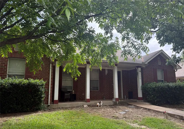 Photo 2 of Single family home for sale at 2330 John Mccoy Dr, Dallas, TX 75227 | MLS# 21269997 | Listing updated on 2026-08-19
