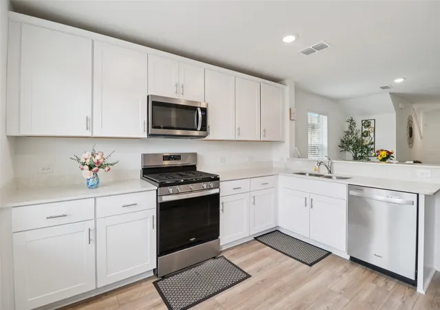 Photo 2 of Single family home for sale at 14109 Danesdale Dr, Pilot Point, TX 76258 | MLS# 21270425 | Listing updated on 2026-08-24