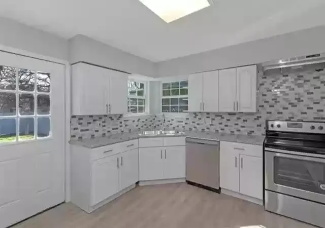 Photo 3 of Sale Pending at 8720 Odom Dr, Dallas, TX 75217 | MLS# 21268306 | Listing updated on 2026-07-06