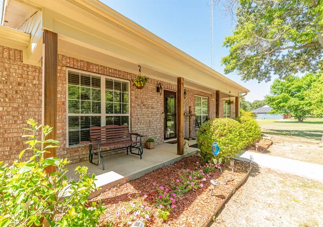 Homes for sale in Emory, TX | 420 Rs County Road 3210, Emory, TX 75440 | MLS# 21270152
