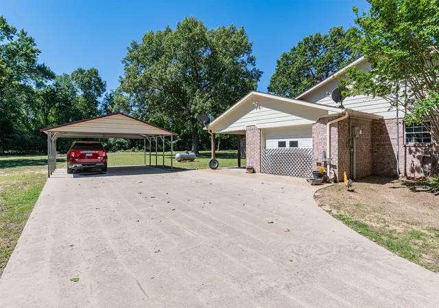 Homes for sale in Emory, TX | 420 Rs County Road 3210, Emory, TX 75440 | MLS# 21270152