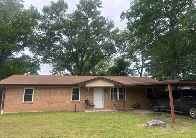 Homes for sale in Blossom, TX | 440 S Bois D Arc St, Blossom, TX 75416 | MLS# 21267738