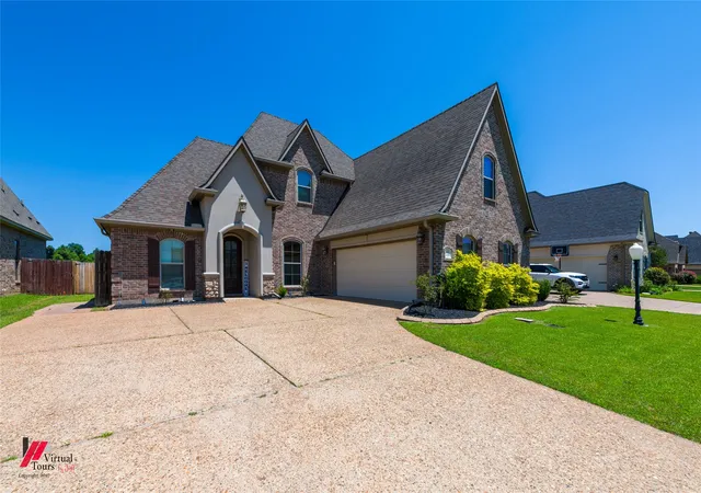 1st image of 678 Dumaine Dr, Bossier City, LA 71111 | MLS# 21270484