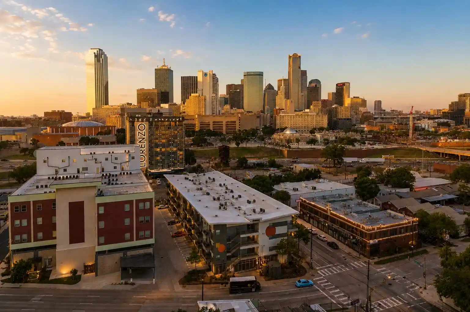 Listing Photo 1 - Condo for sale in 1111 S Akard St located at 1111 S Akard St, Dallas, TX 75215 - Unit #314