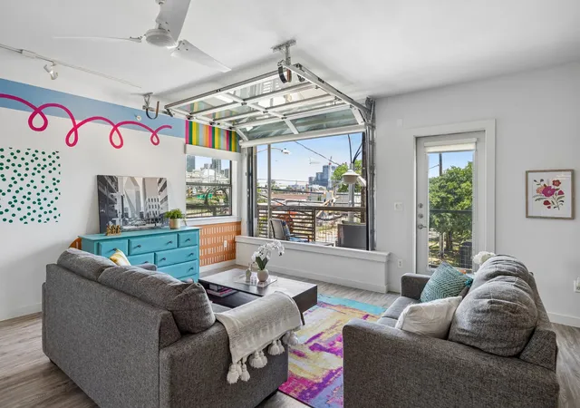 Photo 2 of Condo for sale at 1111 S Akard St #314, Dallas, TX 75215 | MLS# 21259775 | Listing updated on 2026-09-25