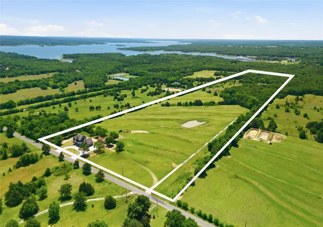 Homes for sale in Gordonville, TX | 958 Cedar Mills Rd, Gordonville, TX 76245 | MLS# 21267686
