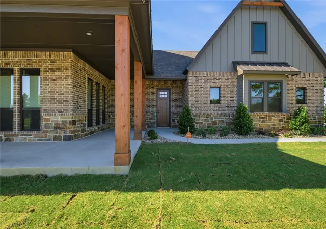 Homes for sale in Gordonville, TX | 958 Cedar Mills Rd, Gordonville, TX 76245 | MLS# 21267686