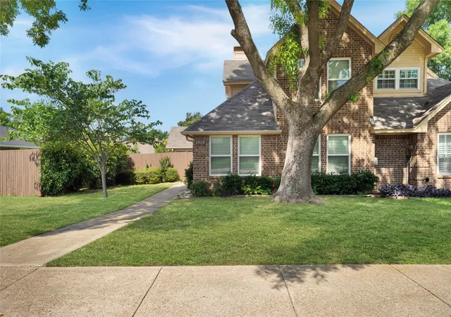 Photo 35 of Townhouse for sale at 2909 Normandy Ct, Euless, TX 76039 | MLS# 21269633 | Listing updated on 2026-08-31