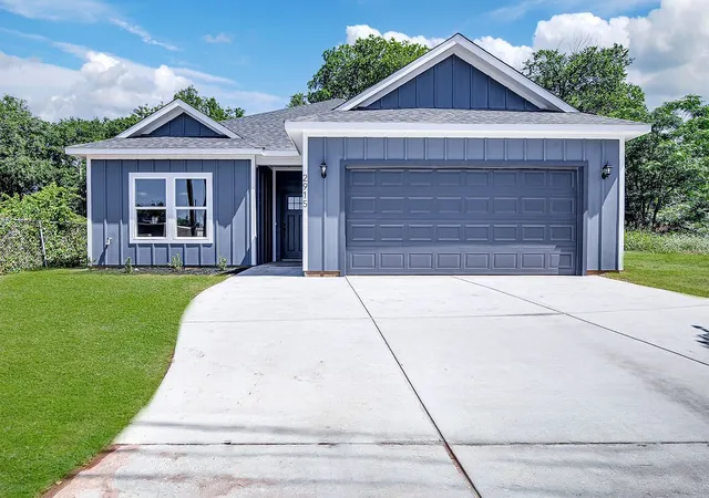 Photo 1 of Single family home for sale at 2915 La Salle St, Fort Worth, TX 76111 | MLS# 21270634 | Listing updated on 2026-09-20