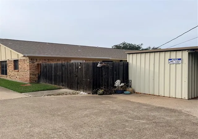 Photo 1 of Single family home for sale at 5728 Cancun Dr, North Richland Hills, TX 76180 | MLS# 21270635 | Listing updated on 2026-09-29