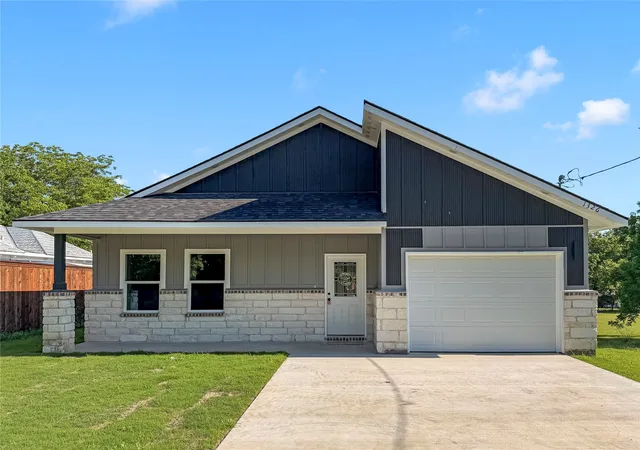 Homes for sale in Greenville, TX | 1326 Oneal St, Greenville, TX 75401 | MLS# 21265598