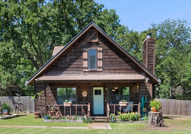 Homes for sale in Streetman, TX | 377 Southern Oaks Dr, Streetman, TX 75859 | MLS# 21262988