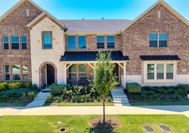 Photo 4 of Townhouse for sale at 408 4Th St, Argyle, TX 76226 | MLS# 21263824 | Listing updated on 2026-10-02
