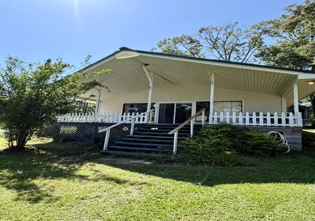 2nd image of 298 Hideaway Dr, Zwolle, LA 71486 | MLS# 21270025