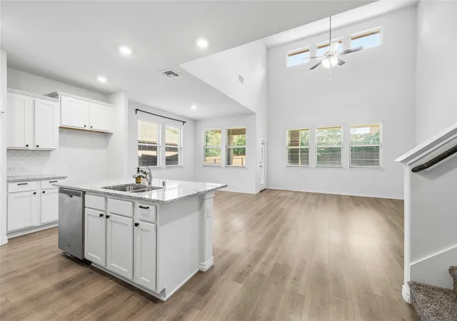 5th image of 3013 Frio Rd, Little Elm, TX 75068 | MLS# 21267124
