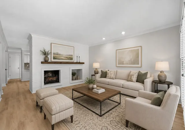 Photo 1 of Condo for sale at 5928 Sandhurst Ln #127, Dallas, TX 75206 | MLS# 21267126 | Listing updated on 2026-07-27