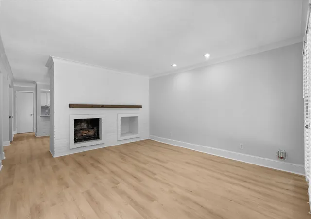 Photo 3 of Condo for sale at 5928 Sandhurst Ln #127, Dallas, TX 75206 | MLS# 21267126 | Listing updated on 2026-07-27