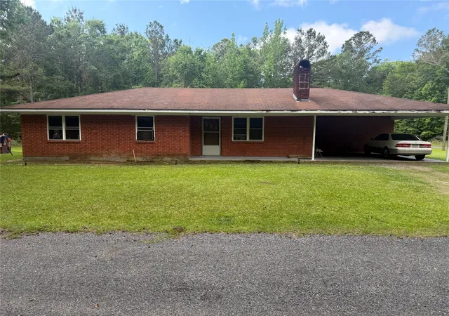 Photo 1 of Single family home for sale at 104 English Crossing Rd, Jonesboro, LA 71251 | MLS# 21268021 | Listing updated on 2026-07-17