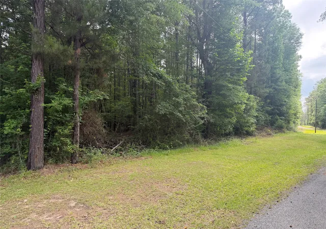 Photo 2 of Single family home for sale at 104 English Crossing Rd, Jonesboro, LA 71251 | MLS# 21268021 | Listing updated on 2026-07-17