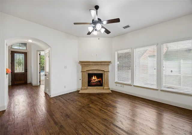 3rd image of 5004 Province Pl, Irving, TX 75038 | MLS# 21269911