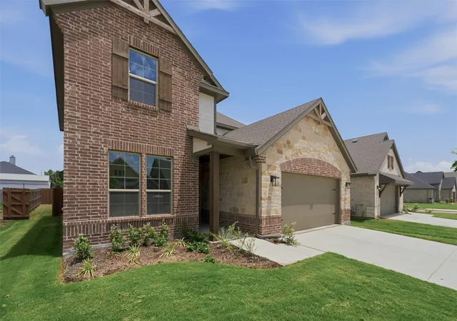 Photo 3 of Sale Pending at 3413 Helena St, Gainesville, TX 76240 | MLS# 21270959 | Listing updated on 2026-09-07