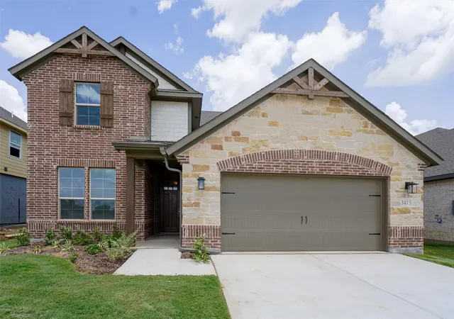 Photo 3 of Sale Pending at 3413 Helena St, Gainesville, TX 76240 | MLS# 21270959 | Listing updated on 2026-09-07