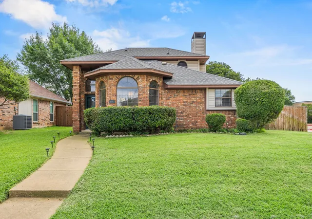 Single family home for sale at 2060 Arbor Creek Dr #B, Carrollton, TX 75010 | MLS# 21269648