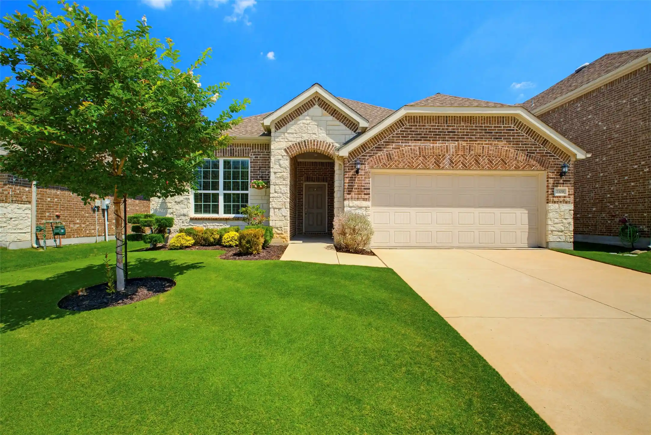 Photo 1 of Single family home for sale at 2309 Candler Club Wy, Little Elm, TX 75068 | MLS# 21256054 | Listing updated on 2026-06-26