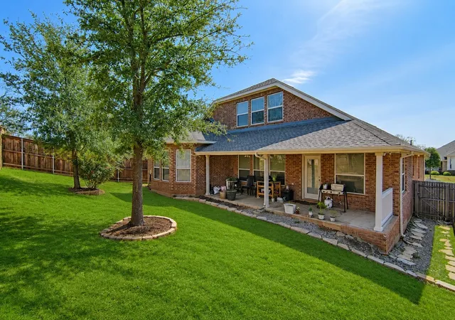 27th image of 2705 Fox Creek Trl, Arlington, TX 76017 | MLS# 21269893