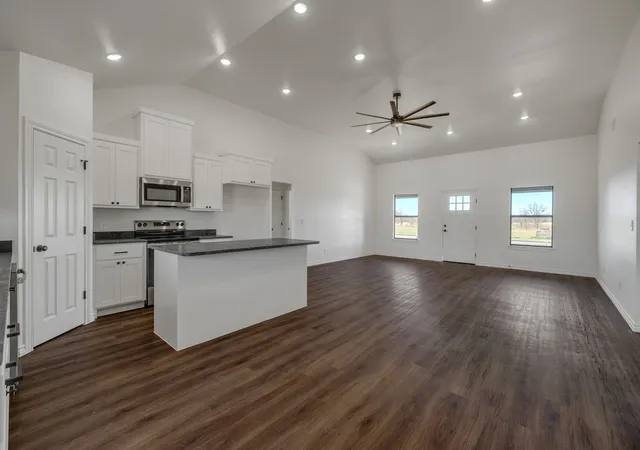 4th image of 1032 Savage Wy, Clyde, TX 79510 | MLS# 21270656
