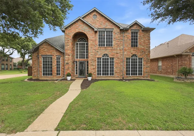 Homes for sale in Carrollton, TX | 1436 Susan Ln, Carrollton, TX 75007 | MLS# 21271104