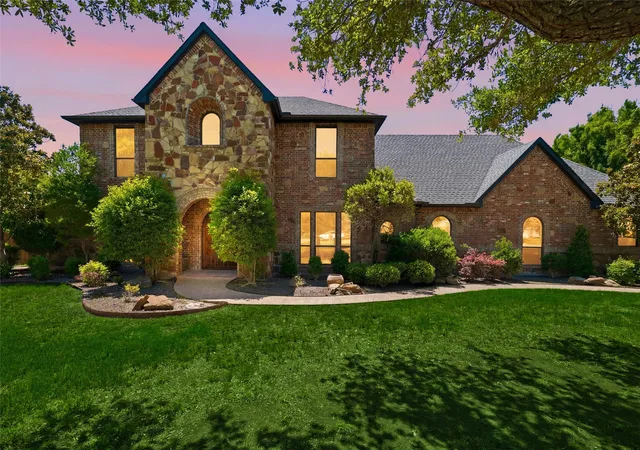 Photo 1 of Single family home for sale at 5079 April Ln, Waxahachie, TX 75165 | MLS# 21270979 | Listing updated on 2026-08-17