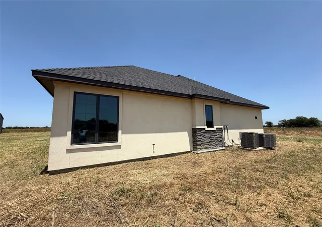 Photo 3 of House for sale at 1405 County Road 247, Valley View, TX 76272 | MLS# 21247872 | Listing updated on 2026-09-27