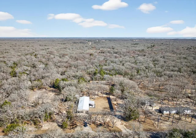 Photo 3 of Sale Pending at 6938 County Road 3512, Quinlan, TX 75474 | MLS# 21271227 | Listing updated on 2026-07-23