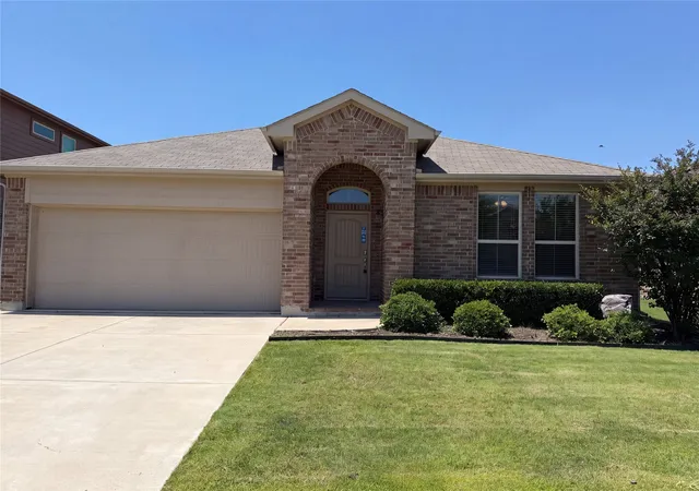 Photo 1 of Sale Pending at 4312 Chicory Ct, Denton, TX 76210 | MLS# 21271253 | Listing updated on 2026-08-31