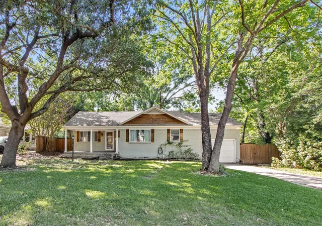 Homes for sale in Dallas, TX | 2021 Elmwood Blvd, Dallas, TX 75224 | MLS# 21269318